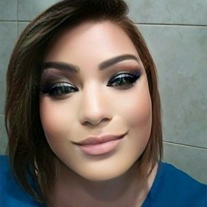 Meet your Posher, Jennie